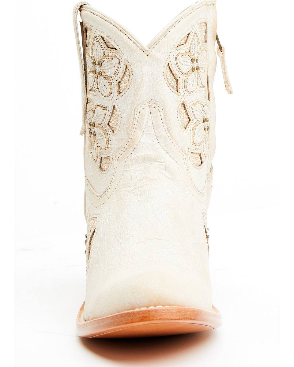 Women's Floral Embroidered Western Booties - Round Toe