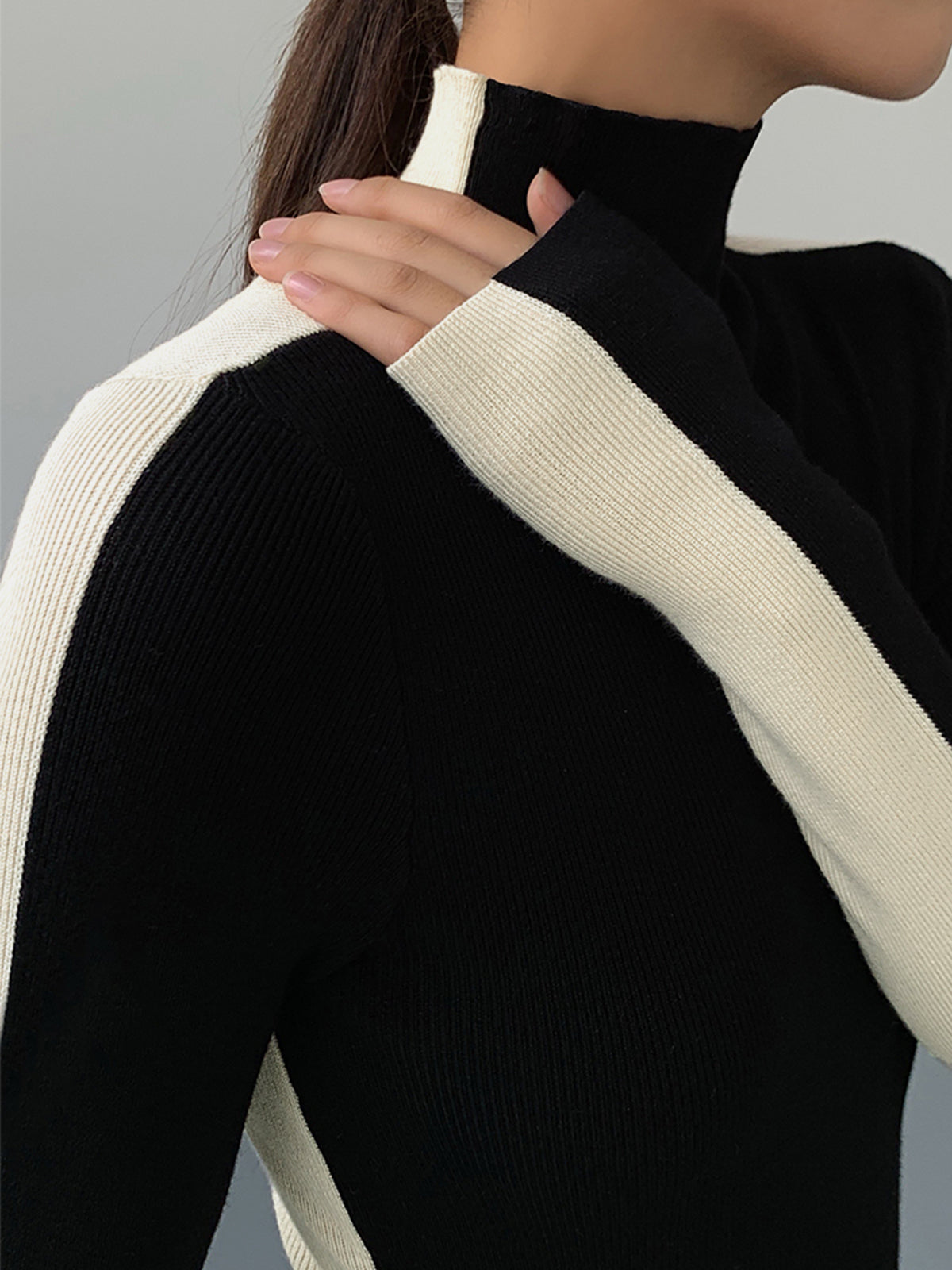 Women's Long Sleeve Two Tone Double Sided Knit Top