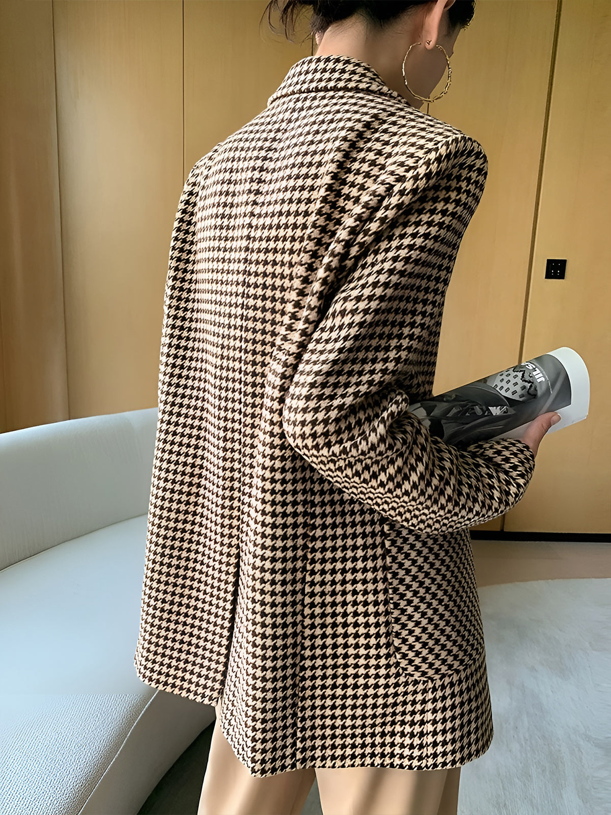 Women's Houndstooth Split Blazer with Belt