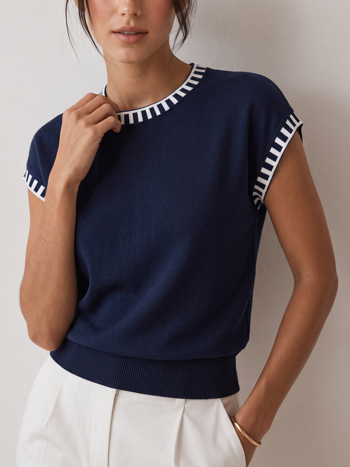 Women's Cap Sleeve Contrast Trim Knit Top