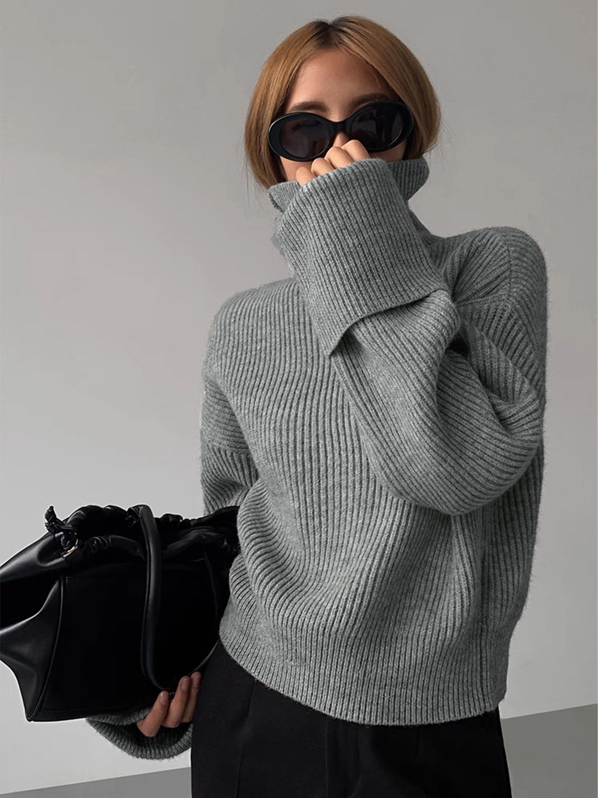 Women's Warm Ribbed Turtleneck Sweater