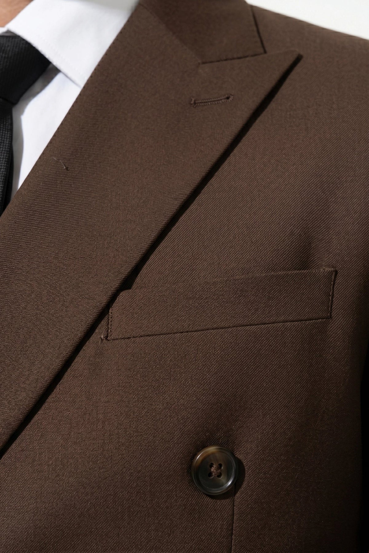 Men's Two Piece Suit Set Double Breasted Peaked Lapel Tailored