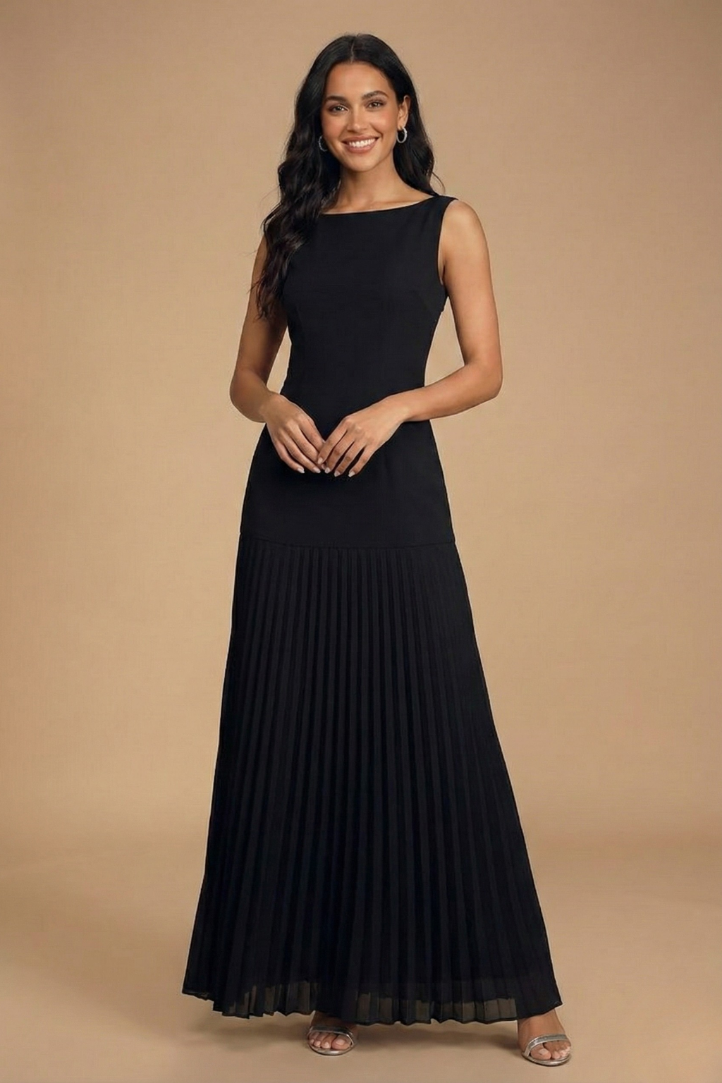 Women's Pleated Maxi Dress - Evening Wear