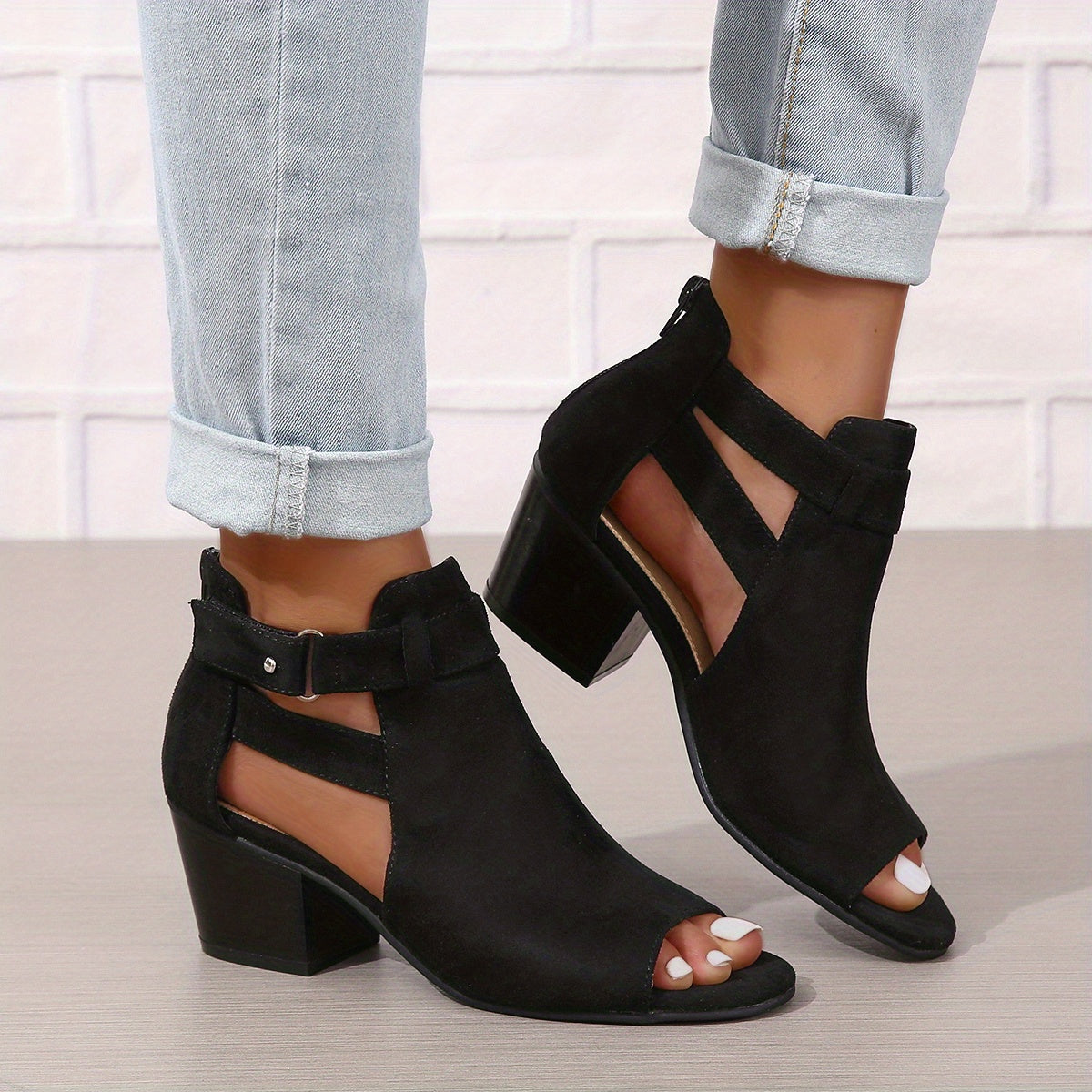 Women's Peep Toe Cutout Block Heel Sandals - Summer Casual