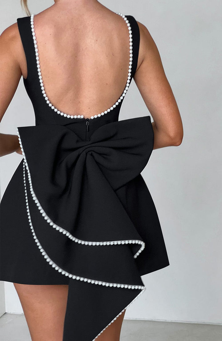 Women's Chic Mini Dress - Stylish and Trendy