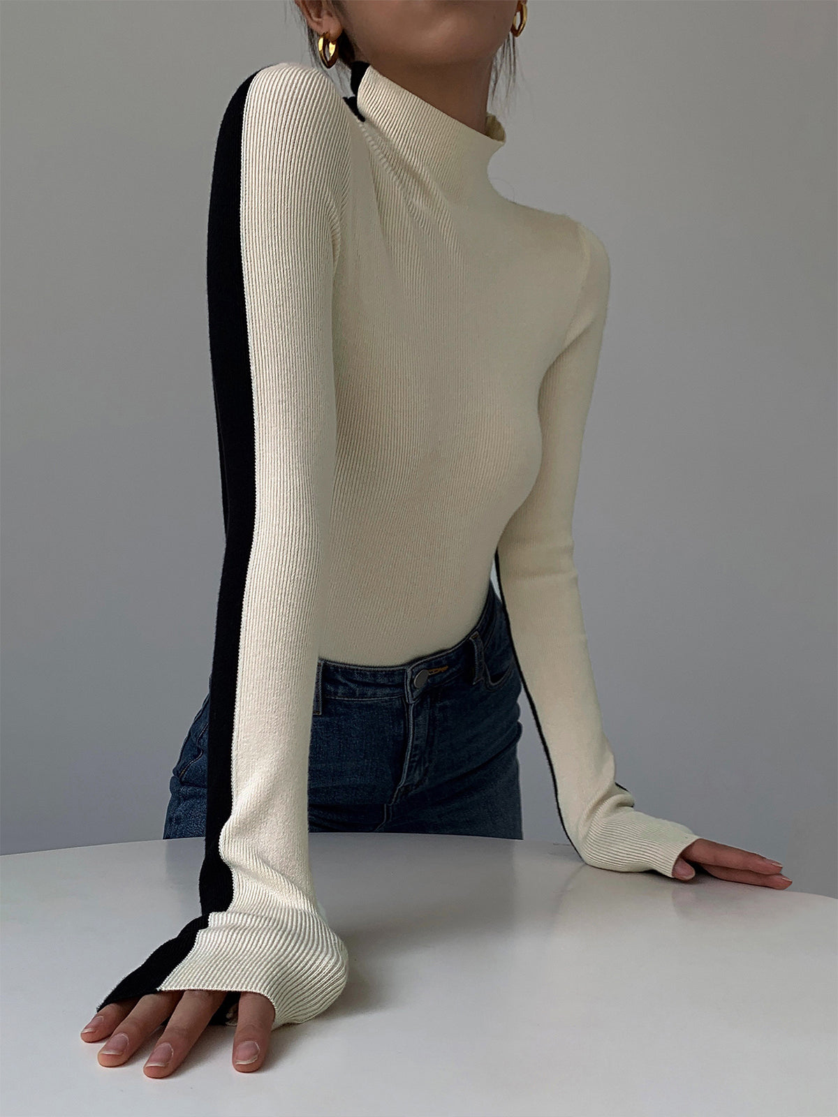 Women's Long Sleeve Two Tone Double Sided Knit Top