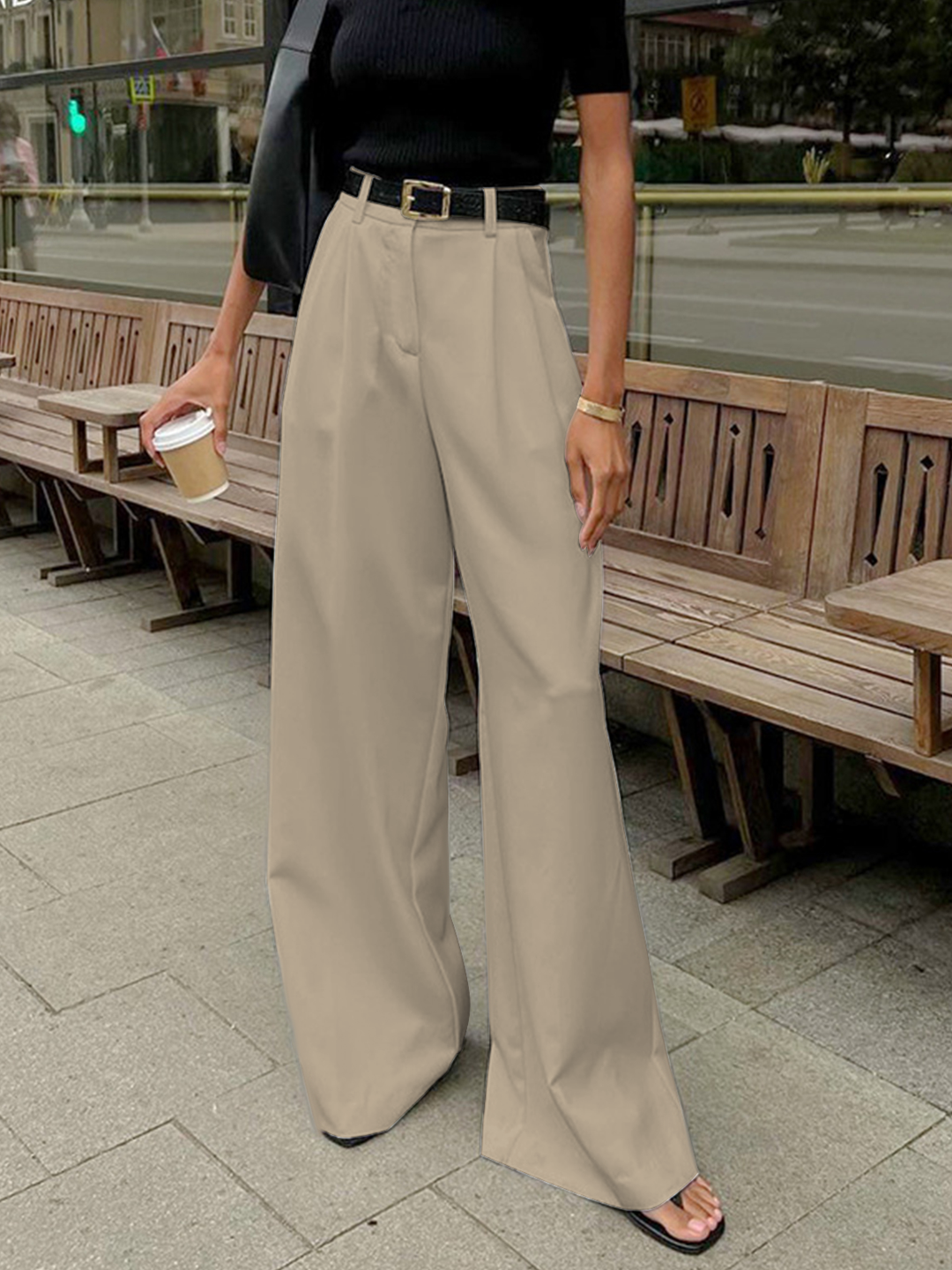 Women's Pleated Wide Leg Trousers - Relaxed Fit