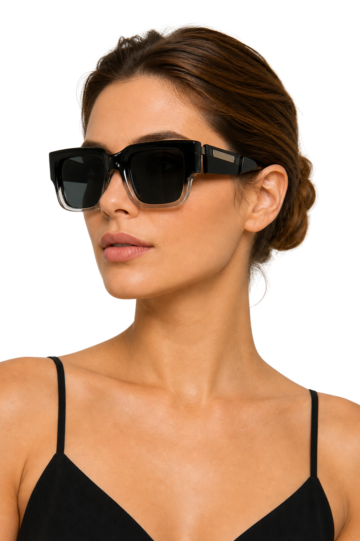 Women's Oversized Tortoiseshell Sunglasses - Casual Summer