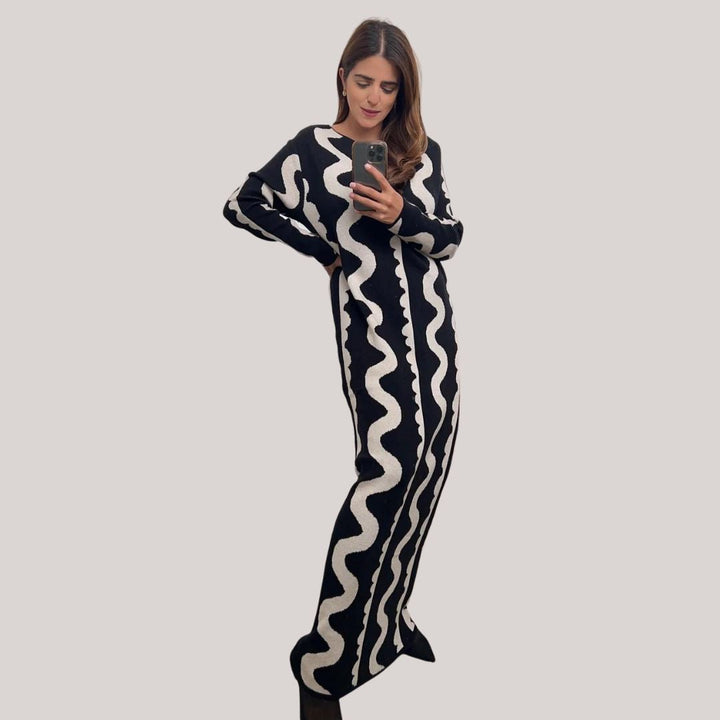 Women's Casual Zigzag Print Maxi Dress - Comfortable Fit