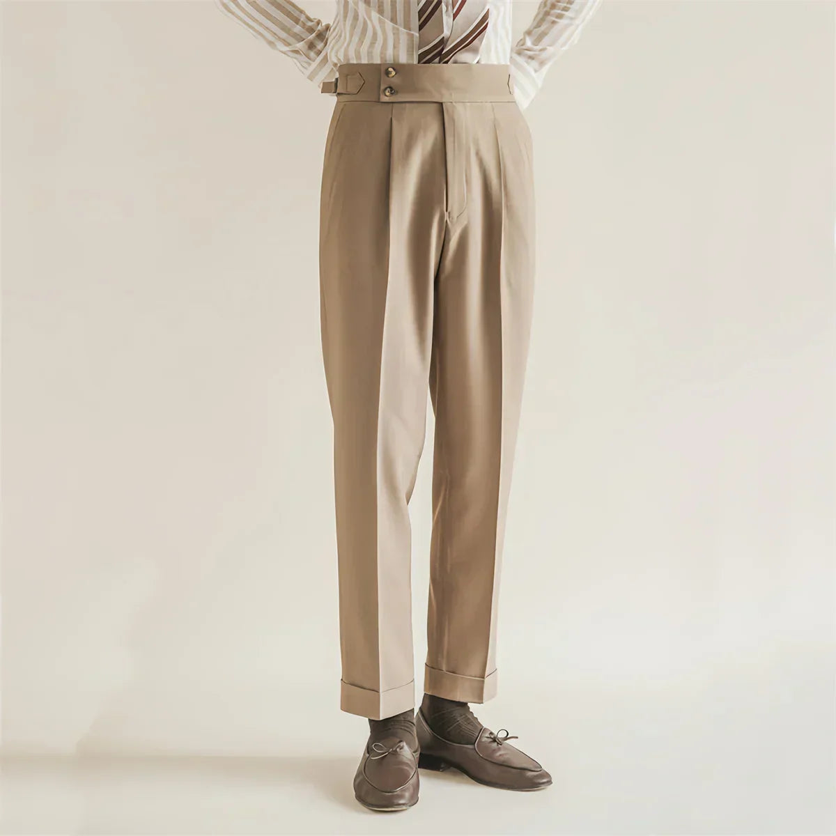 Men's Pleated High-Rise Trousers - Relaxed Fit