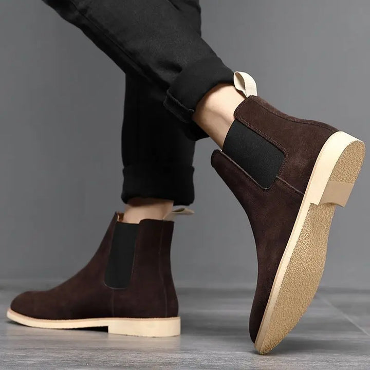 Men's Retro Chelsea Boots - Medium-High Ankle Design