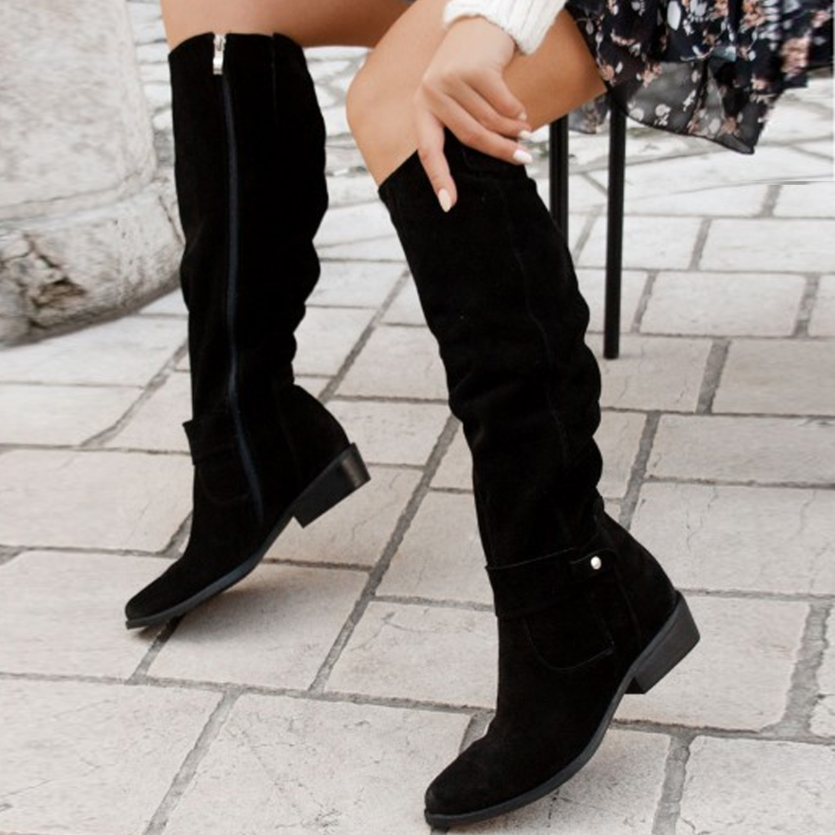 Women's Slouch Knee-High Boots - Elegant Everyday Wear