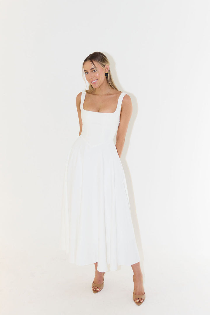 Women's Midi Dress - Cinched Waist - Flattering Fit