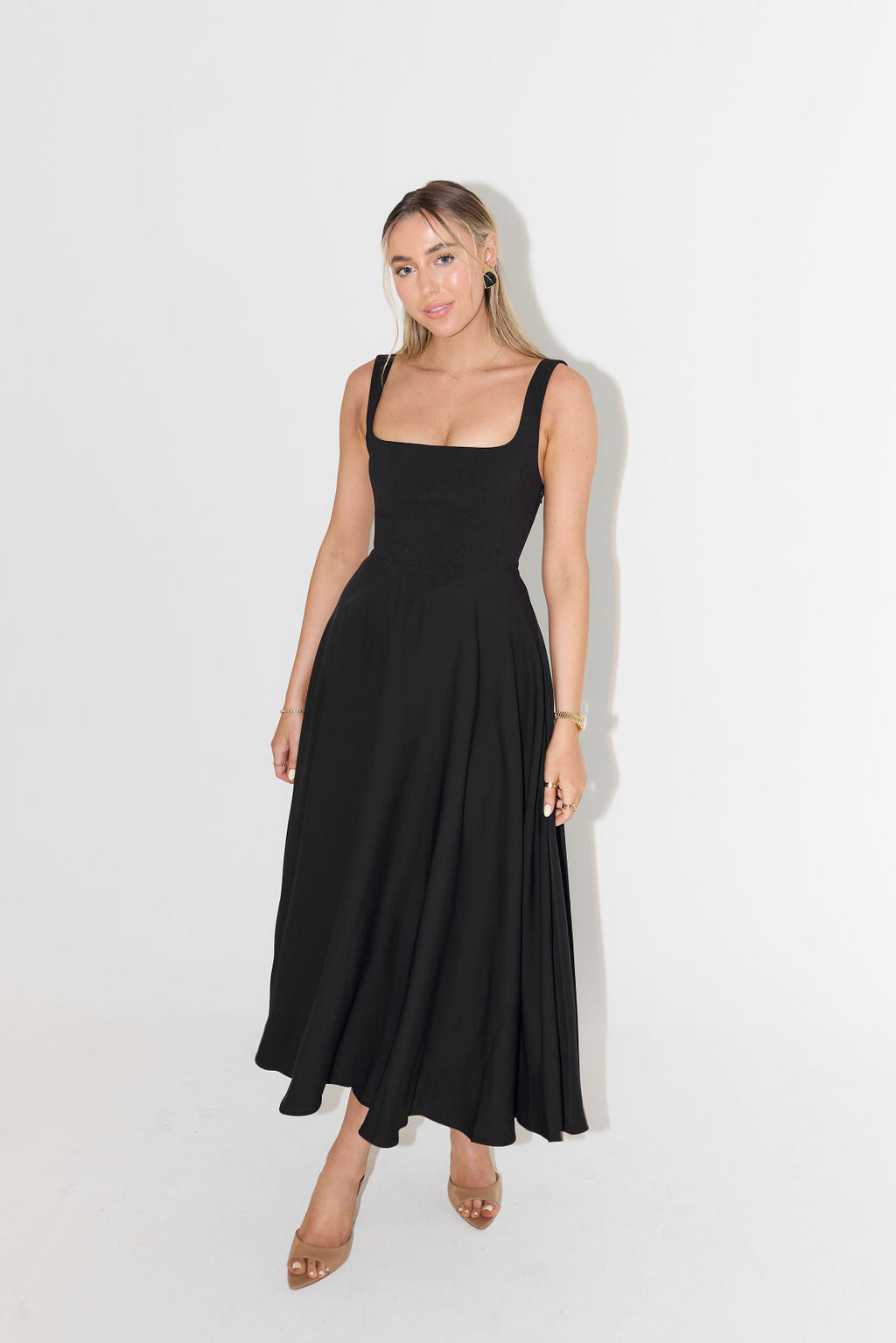 Women's Midi Dress - Cinched Waist - Flattering Fit