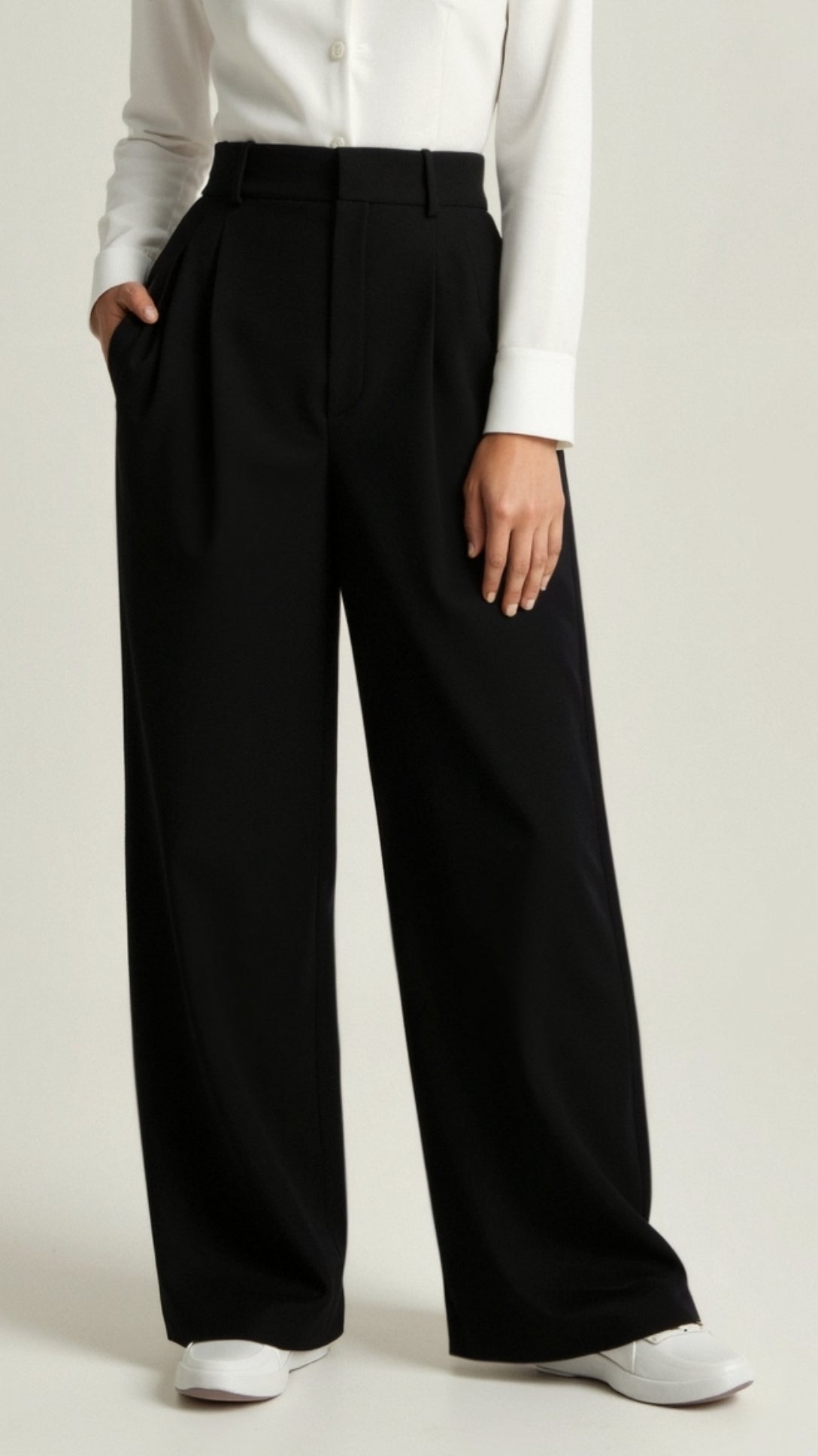 Women's Pleated High Waisted Pants - Relaxed Fit
