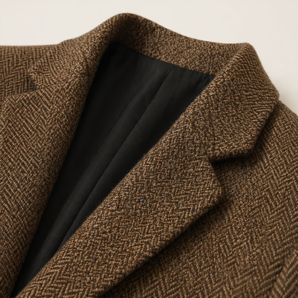 Men's Tailored Wool Blend Herringbone Blazer